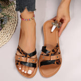 Sandalias cruzadas de leopardo