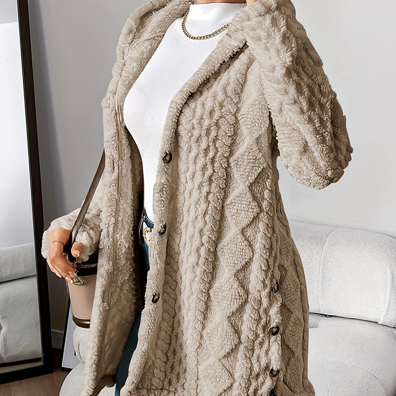 Sarahi™ | Abrigo esponjoso con capucha