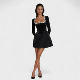 Valeria™ | Vestido corto de terciopelo elegante