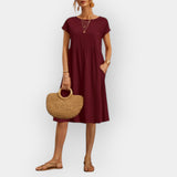 Vestido midi de líneas simples