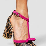 Leontina | Zapatillas verdes con estampado de leopardo y acentos coloridos
