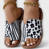 Chanclas con estampado de leopardo en dos colores