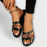 Jenevra - Sandalia con estampado de leopardo y tiras cruzadas