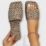Elisabete-Botas con estampado de leopardo