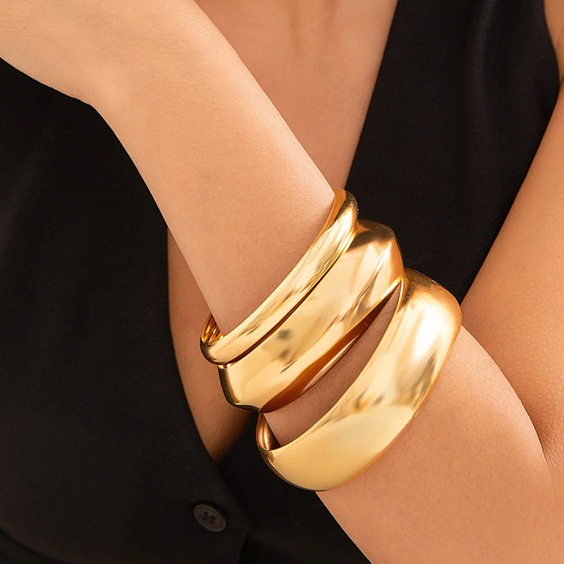 Conjunto de pulseras de tres piezas