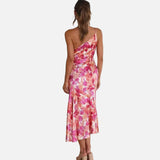 Elegante vestido de cóctel floral de un solo hombro