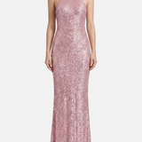 Vestido Maxi de Cuello Halter con Silueta Elegante y Ajustada