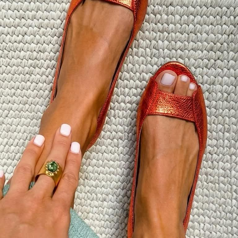 Rita - Sandalias Doradas Comfort Chic