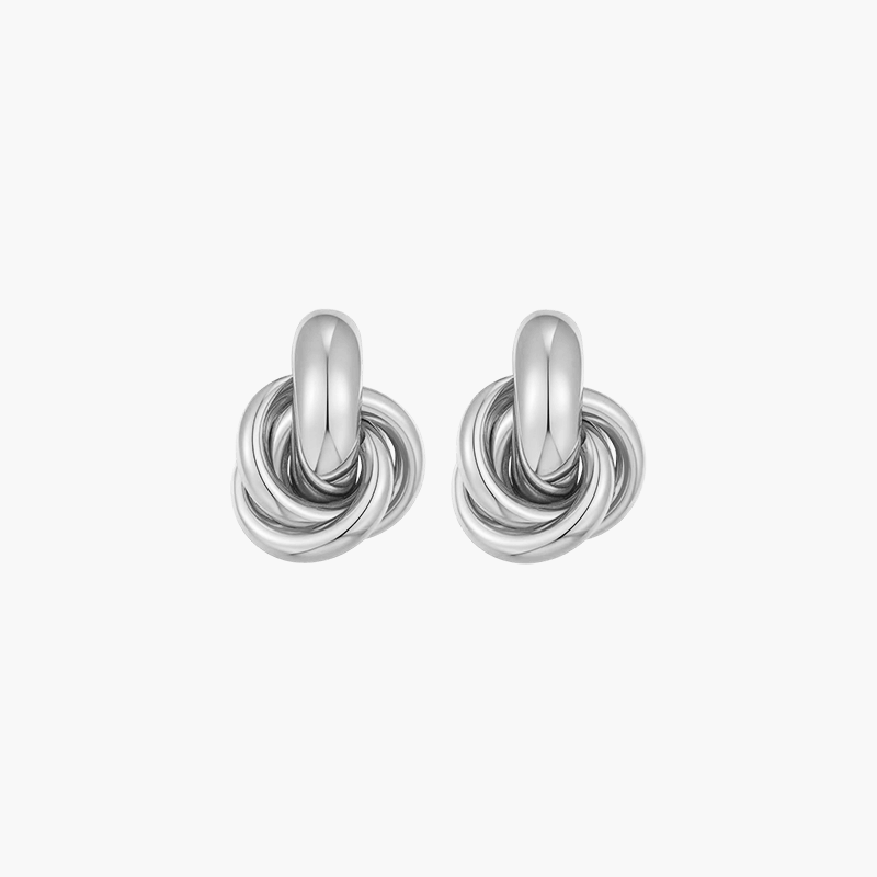 Pendientes Atados