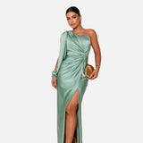Elegante vestido maxi de invitada de boda formal