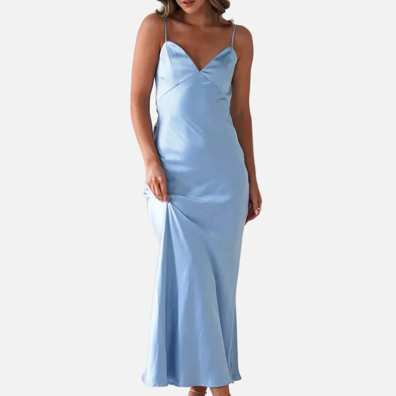 Vestido Maxi de Satén con Detalle de Tirantes Delicados