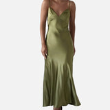 Vestido Maxi de Satén con Detalle de Tirantes Delicados