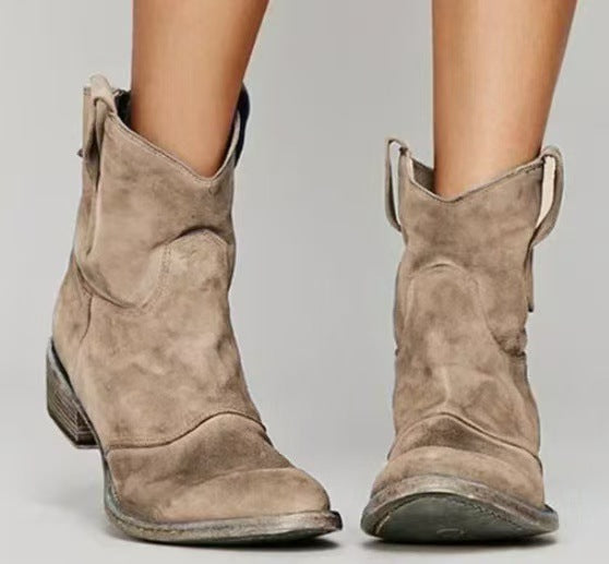 Carlota – Elegancia Inquebrantable