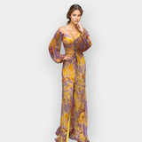 Vestido con abertura