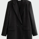 Saco oversized es una prenda moderna