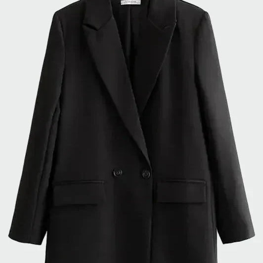 Saco oversized es una prenda moderna