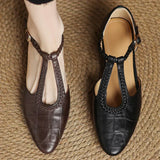 Astrid - Zapatos Clásicos de Cuero con Tira T Trenzada