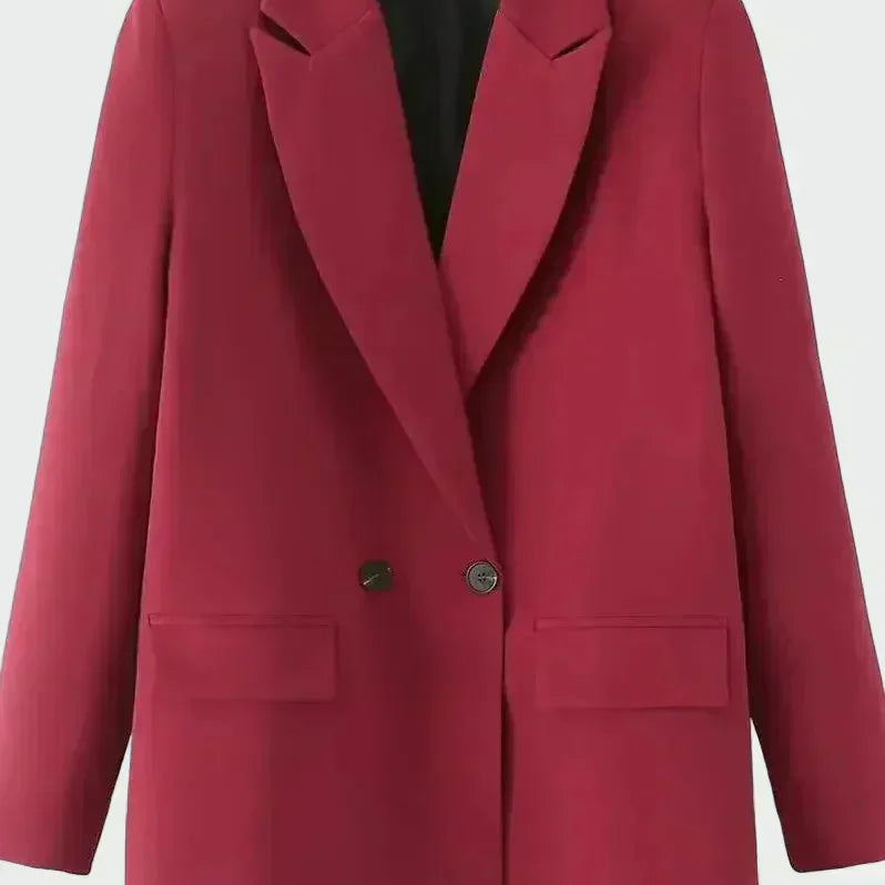 Saco oversized es una prenda moderna