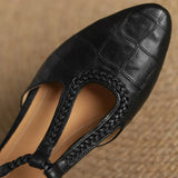 Astrid - Zapatos Clásicos de Cuero con Tira T Trenzada