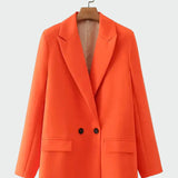 Saco oversized es una prenda moderna