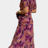 Magda™ | Vestido largo floral con escote en V