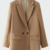 Saco oversized es una prenda moderna