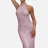 Vestido Maxi de Cuello Halter con Silueta Elegante y Ajustada