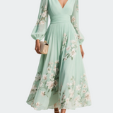 Patricia - Vestido Midi de Chiffón Verde Claro con Pliegues Florales