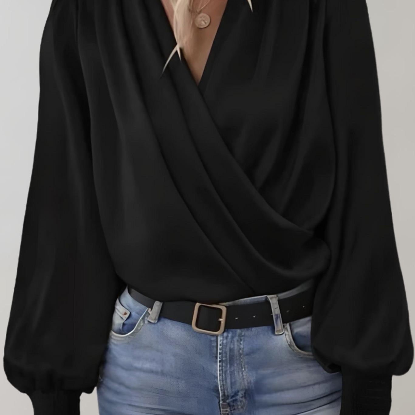 Blusa Elegante de Manga Larga con Escote en V Quinn
