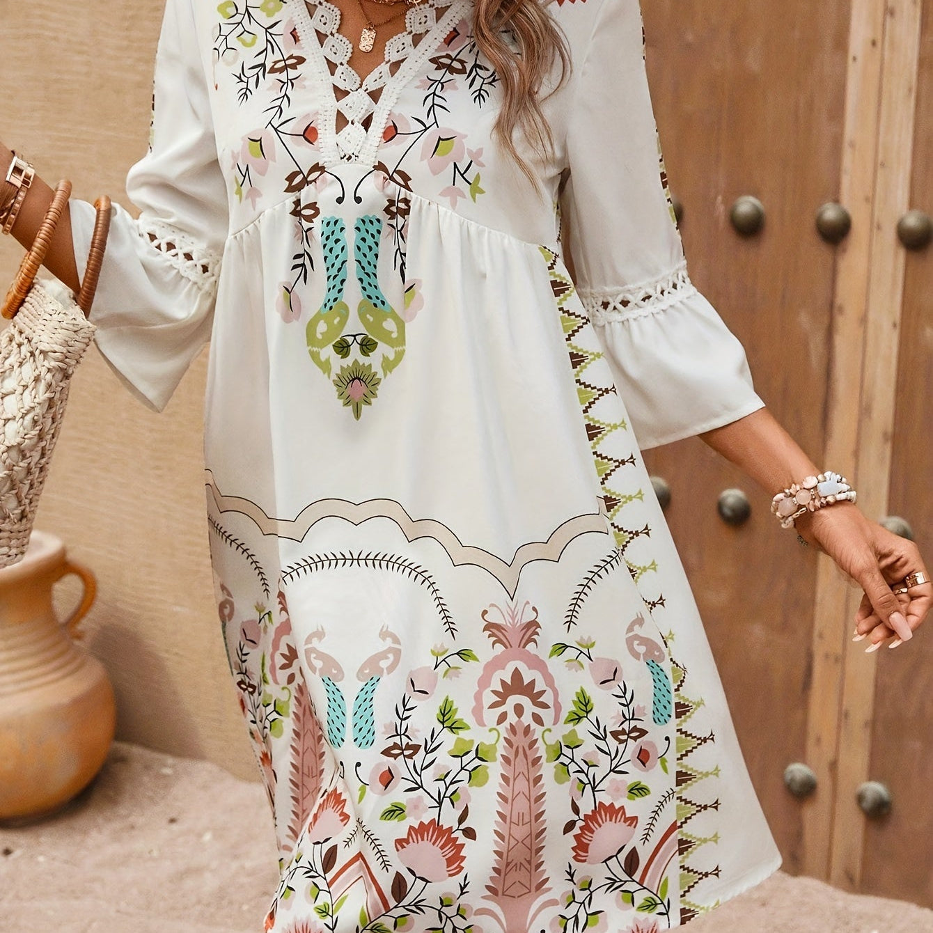 Vestido mini bohemio bordado para mujer con mangas 3/4 y escote en V