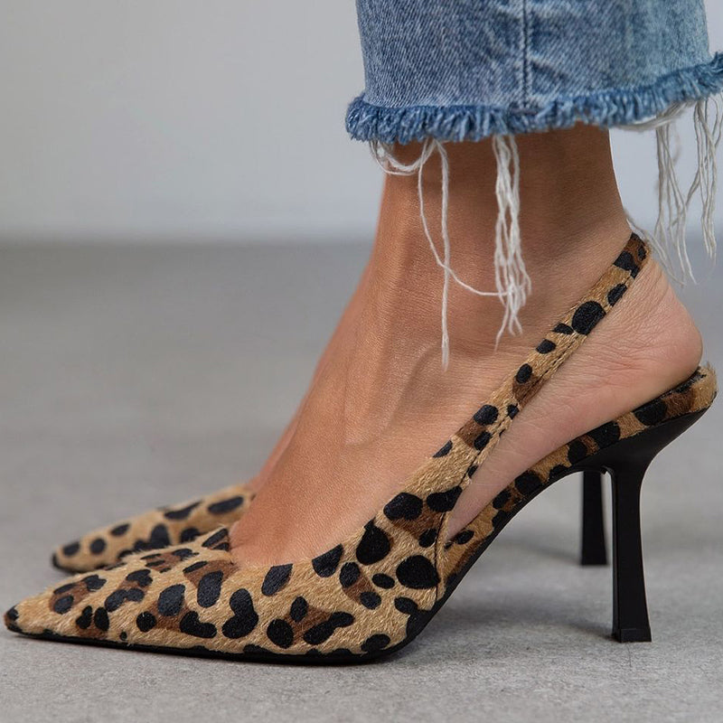Liorina | Tacones altos chaki con estampado de leopardo y punta afilada