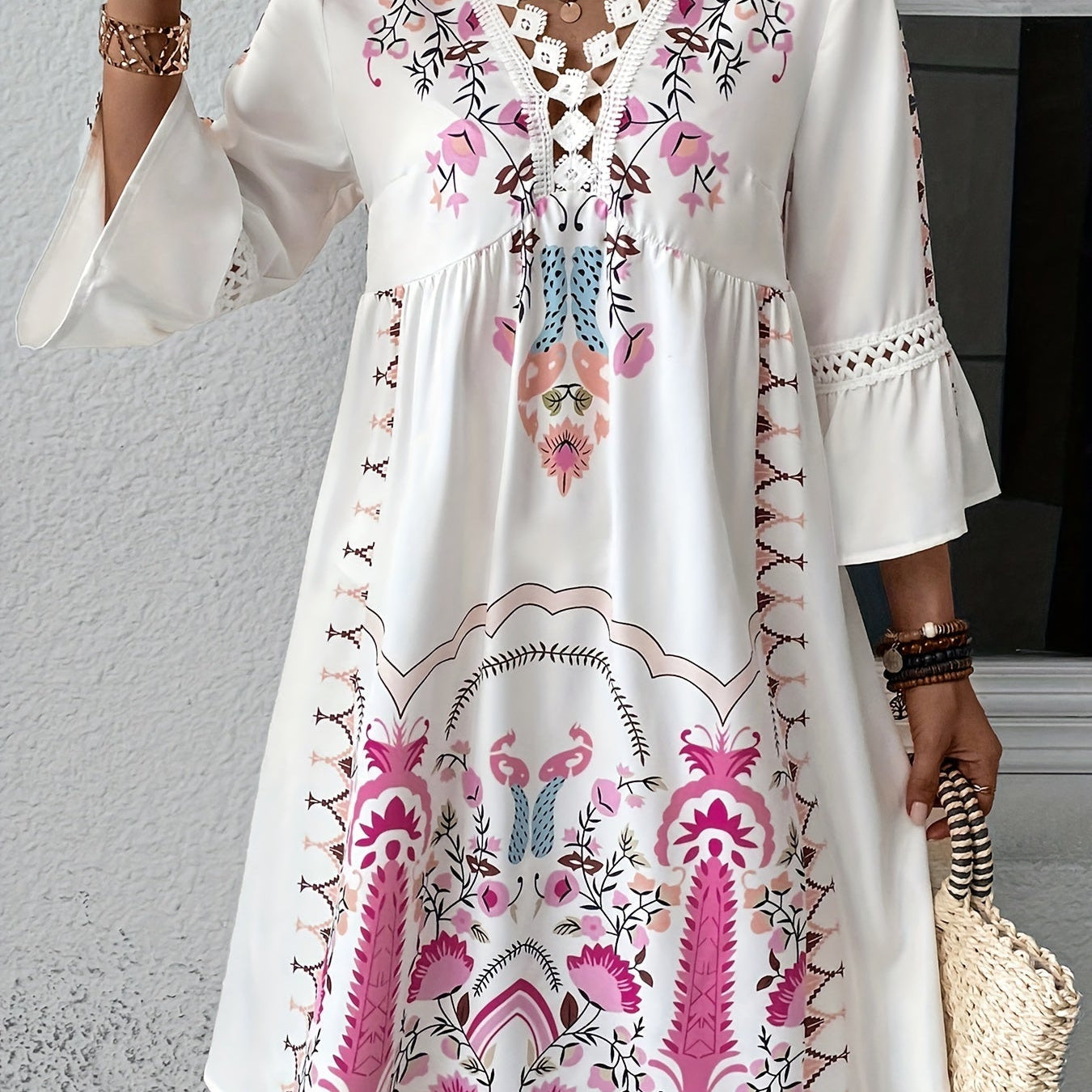 Vestido mini bohemio bordado para mujer con mangas 3/4 y escote en V