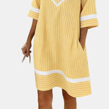 Klara™ | Vestido ligero a rayas con escote en V