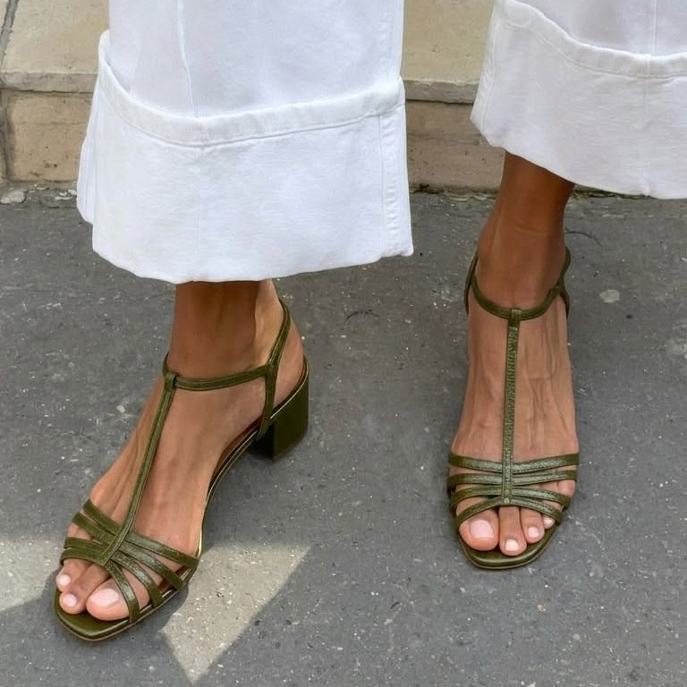 Diana - Sandalias Doradas Elegancia Diaria