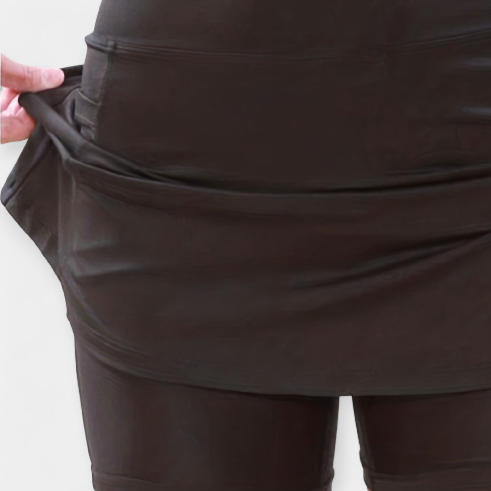 Pantalones Cortos Altos con Falda