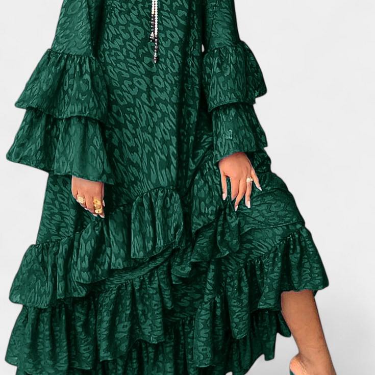 Vestido Maxi Asimétrico Eliselle con Volantes y Mangas de Campana