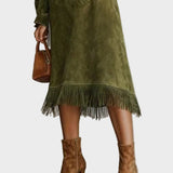 Vestido de Suede con Cuello Alto y Flecos